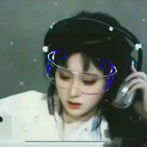 ，前凸后翘的伦理片
